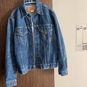 Vintage Levi’s denim jacket